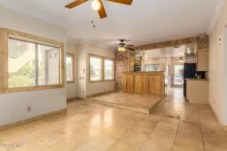 Photo #4: 6269075 Listing