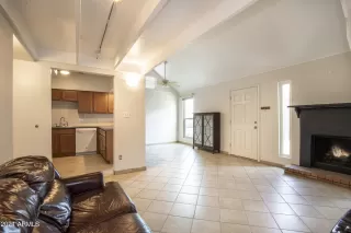 Photo #3: 6269101 Listing 