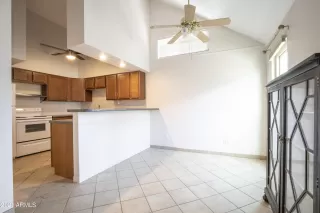 Photo #5: 6269101 Listing 