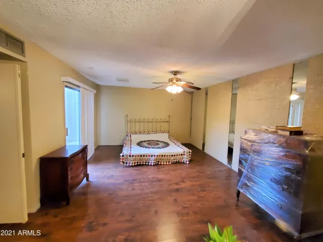 MLS: 6269188 Condo For Sale