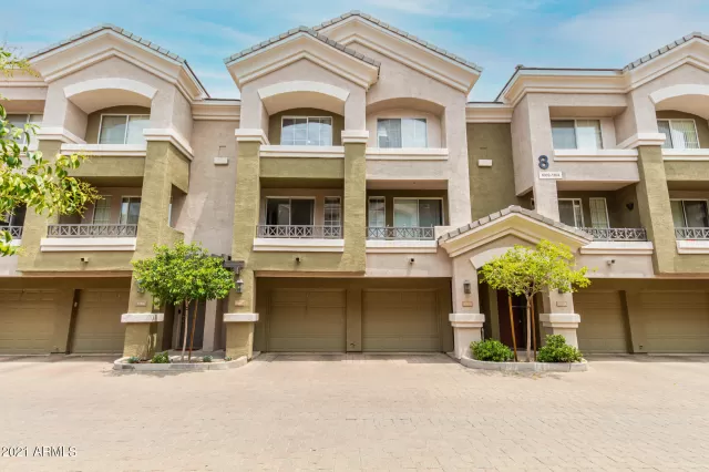 MLS: 6269241 Condo For Sale