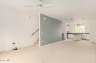 Photo #4: 6269241 Listing