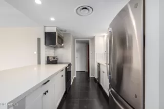 Photo #2: 6269360 Listing 