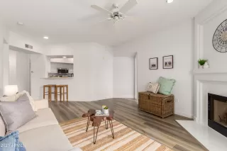 Photo #6: 6269425 Listing