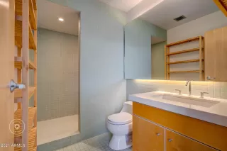 Photo #5: 6269607 Listing