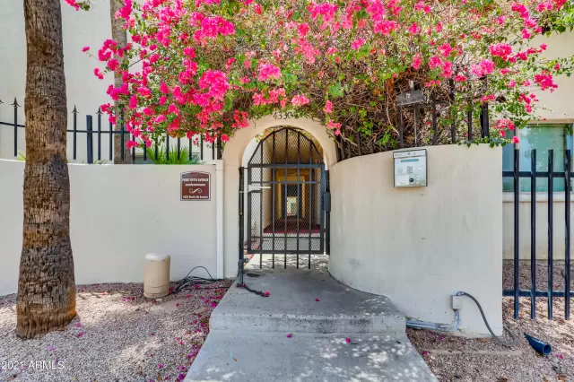 MLS: 6269822 Condo For Sale