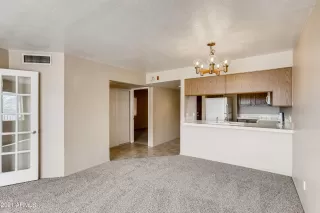 Photo #4: 6269822 Listing