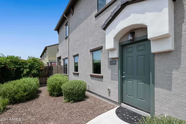 MLS: 6269835 Condo For Sale