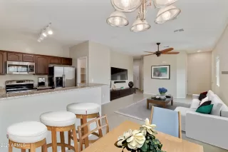 Photo #2: 6269835 Listing 