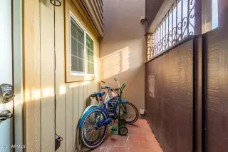 Photo #2: 6269892 Listing