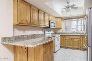 Photo #6: 6270335 Listing 