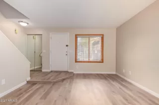 Photo #4: 6270419 Listing