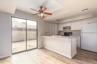 Photo #6: 6270419 Listing