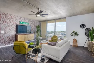 Photo #2: 6270446 Listing