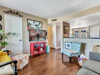 Photo #5: 6270548 Listing