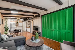 Photo #5: 6270575 Listing