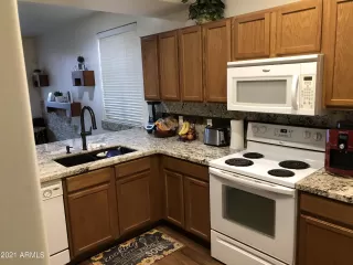 Photo #6: 6270581 Listing