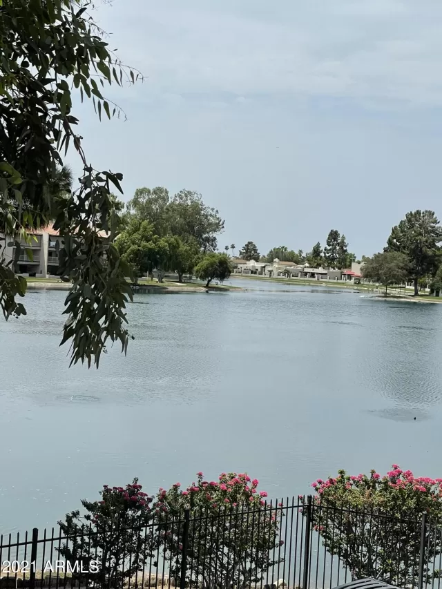 MLS: 6270785 Condo For Sale