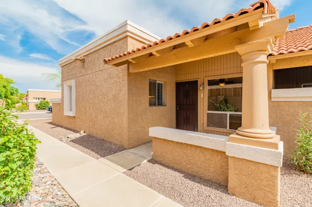 MLS: 6270820 Condo For Sale