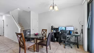 Photo #5: 6270839 Listing