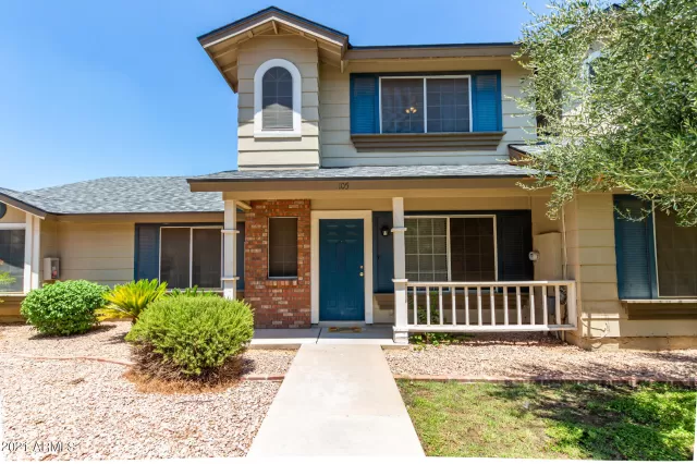 MLS: 6270936 Condo For Sale