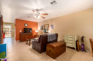 Photo #3: 6270936 Listing