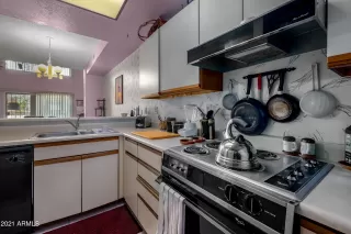 Photo #5: 6270993 Listing