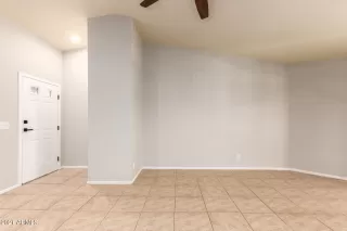 Photo #6: 6271183 Listing 