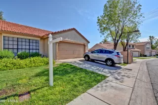 Photo #5: 6271201 Listing