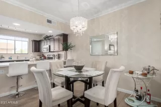 Photo #6: 6271392 Listing