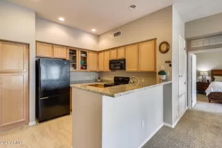 Photo #4: 6271405 Listing