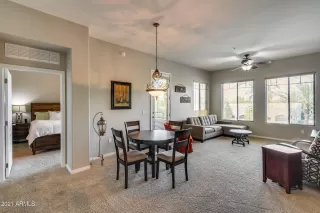 Photo #5: 6271405 Listing