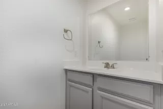 Photo #6: 6271476 Listing