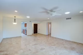 Photo #4: 6271638 Listing