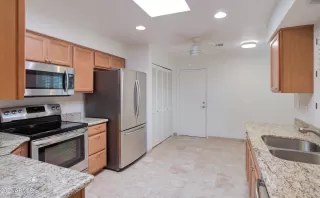 Photo #5: 6271638 Listing