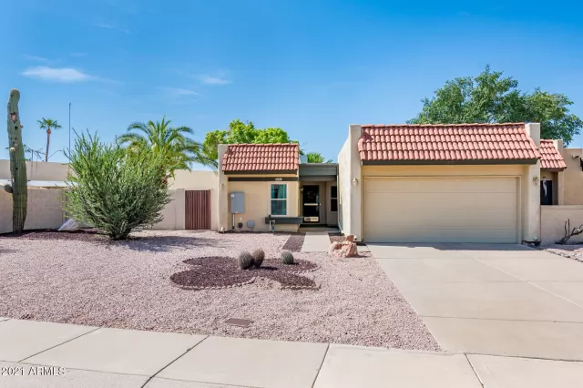 MLS: 6271681 Condo For Sale