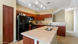 Photo #4: 6271770 Listing