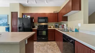 Photo #5: 6271770 Listing