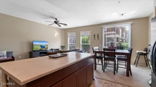 Photo #6: 6271770 Listing