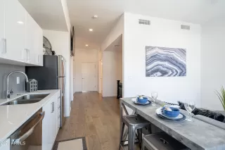 Photo #3: 6271795 Listing