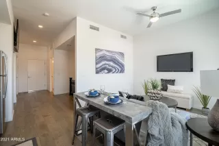 Photo #4: 6271795 Listing