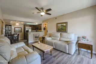 Photo #3: 6272406 Listing