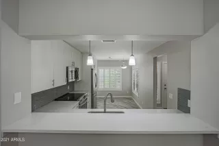 Photo #6: 6272414 Listing