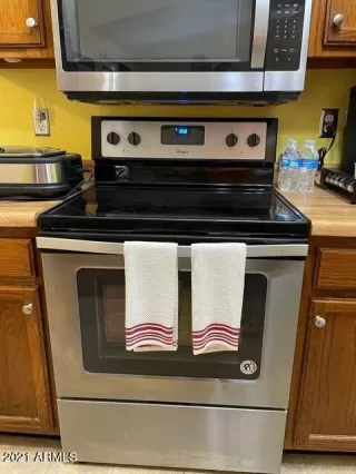 Photo #3: 6272466 Listing