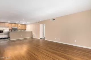 Photo #2: 6272498 Listing