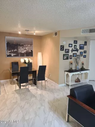 Photo #4: 6272516 Listing 