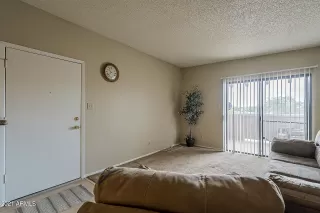 Photo #6: 6272559 Listing 