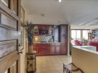 Photo #2: 6272755 Listing