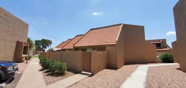 MLS: 6272980 Condo For Sale