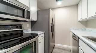 Photo #4: 6273063 Listing